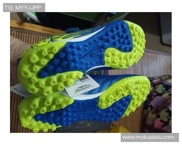 足球球星专用鞋适合夏季穿着吗？舒适性与透气性全解析